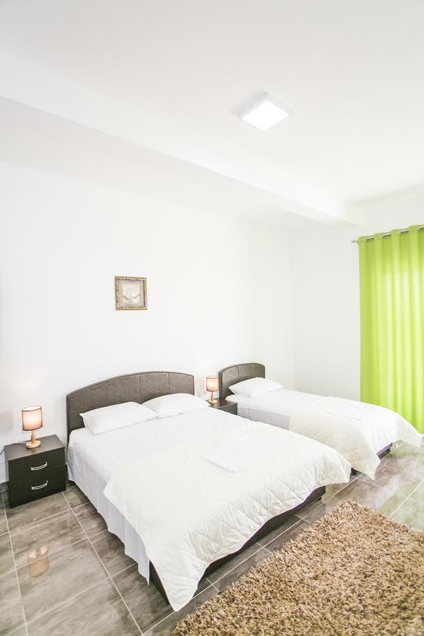 Zara Apartments Ülgün Dış mekan fotoğraf